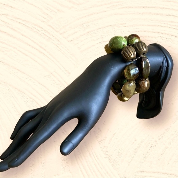 Vintage Chunky Faux Jade Beaded Bracelet - Picture 1 of 9